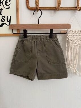 Vintage - Buster Brown 2T olive shorts